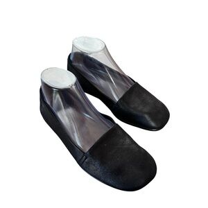 Women’s Aerosoles Size 8 Black Genuine Leather “Trend Setter” Flats Shoes